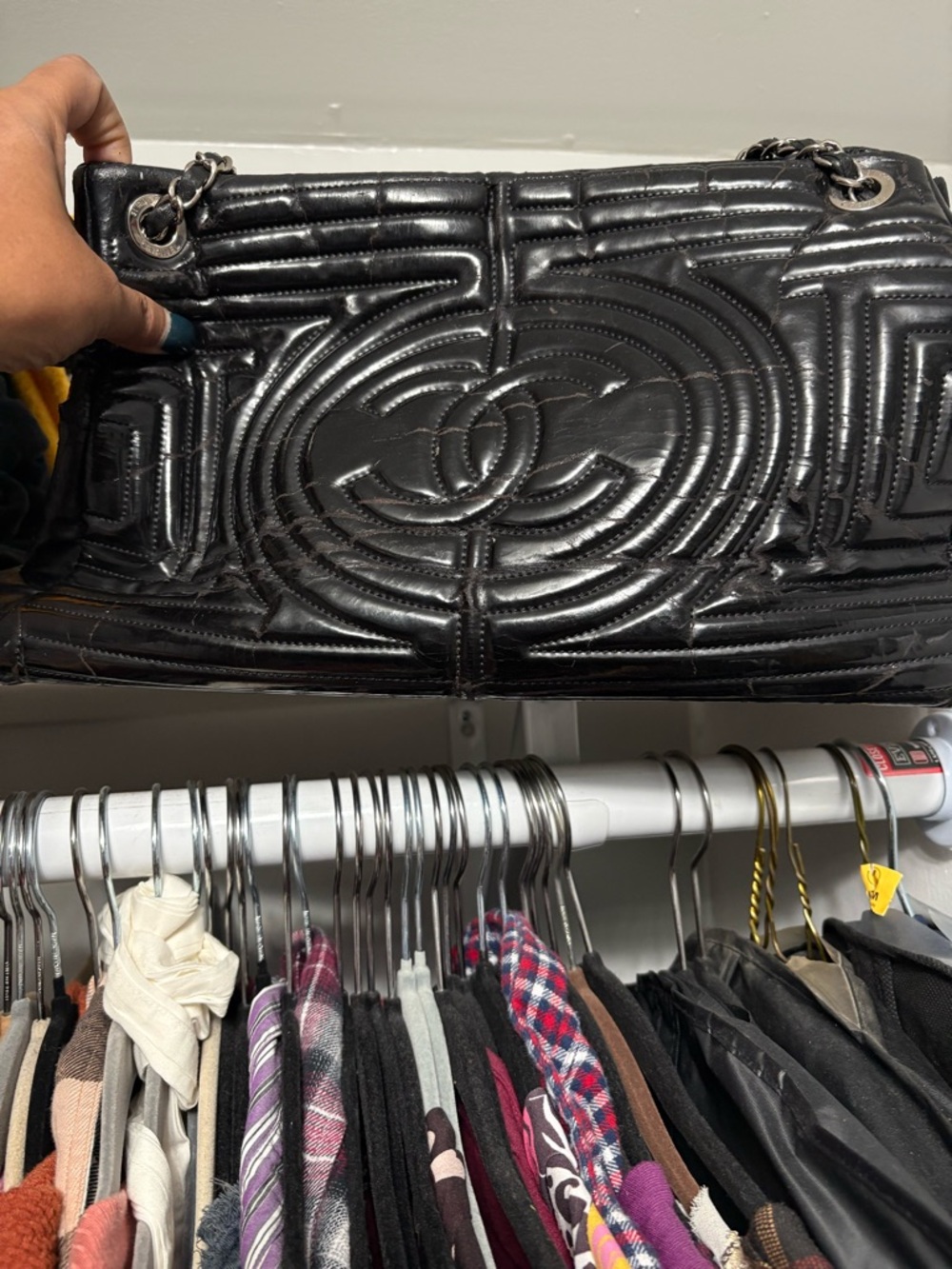 CHANEL Black Quilted Chain-Handle Shoulder Bag - Picture 4 of 10